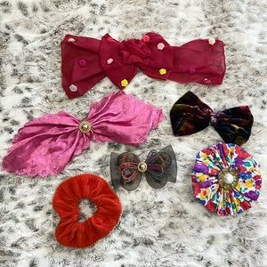 Set of 6 Vintage Hair Accessories